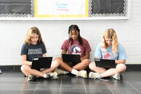 Student to World Live Conversation
